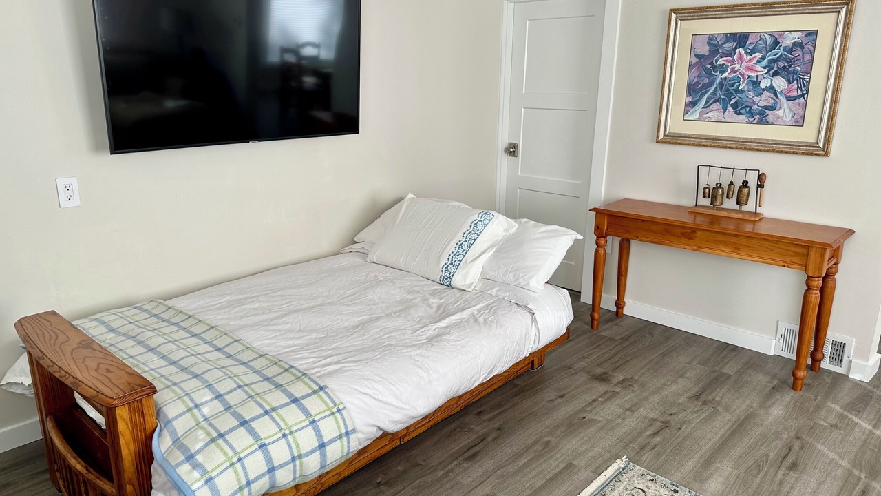 Photo of Bedroom in Lettered Streets