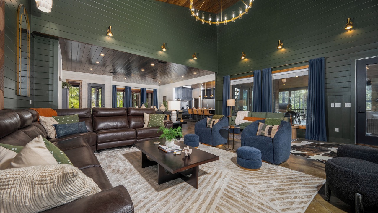 Photo of Livingroom in Hochatown