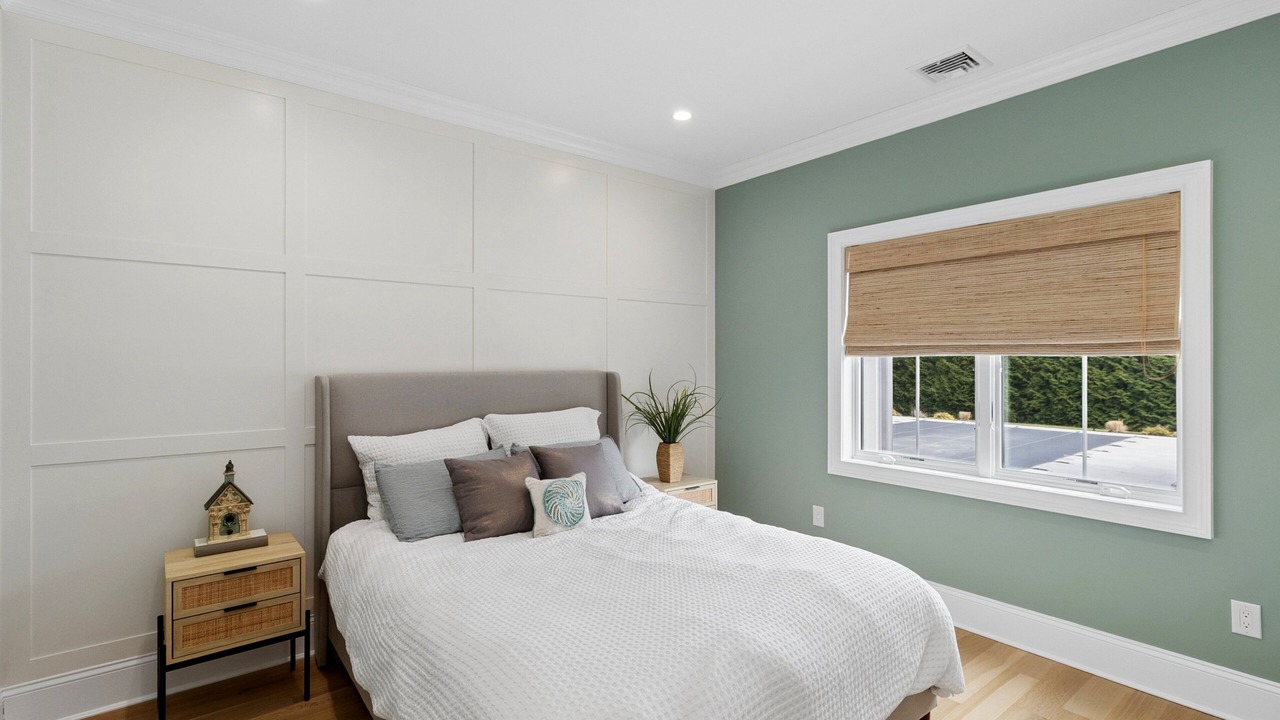 Photo of Bedroom in Hampton Bays