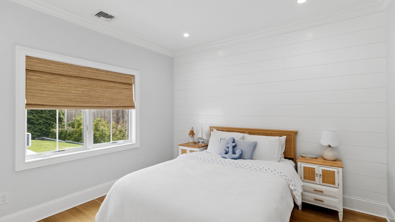 Photo of Bedroom in Hampton Bays