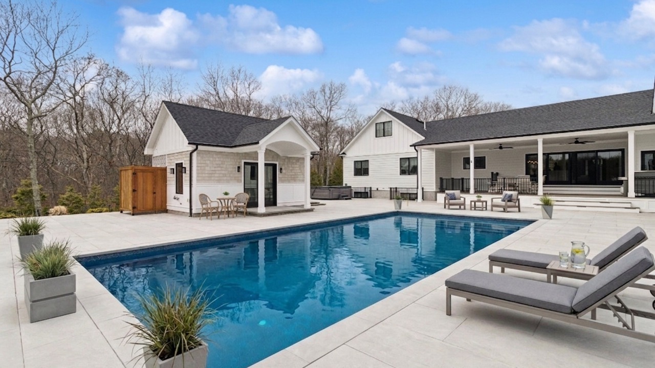 Photo of Outdoor in Hampton Bays