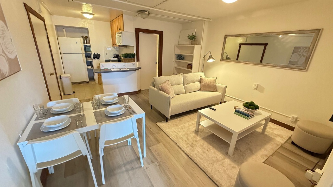 Photo of Livingroom in Marin City