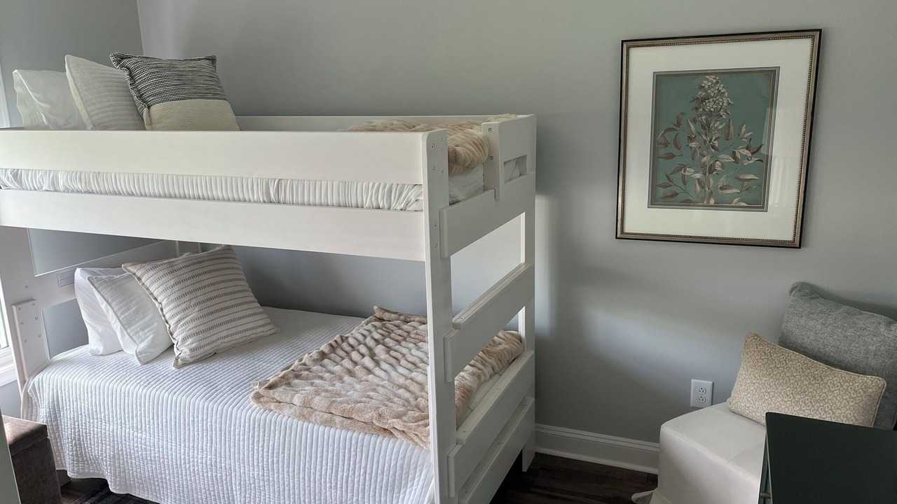 Photo of Bedroom in Lexington