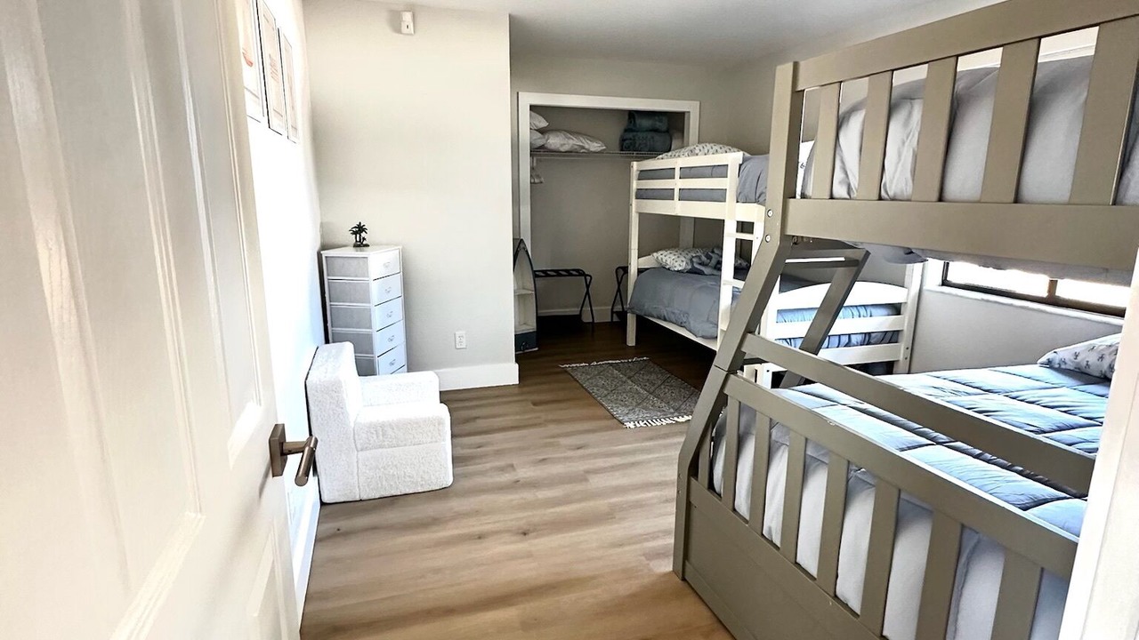Photo of Bedroom in Broadmoor