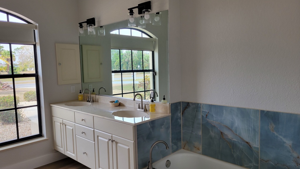 Photo of Bathroom in Broadmoor