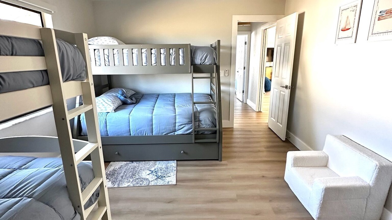 Photo of Bedroom in Broadmoor
