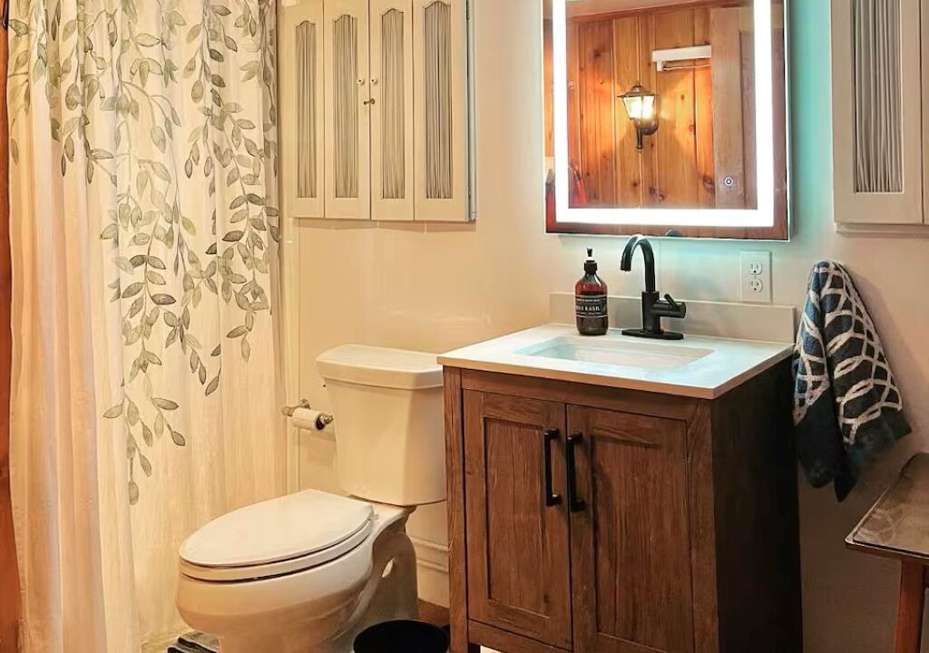 Photo of Bathroom in Kalkaska