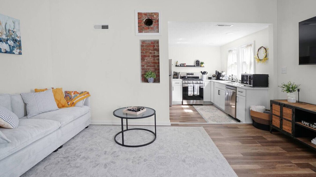 Photo of Livingroom in Franklin