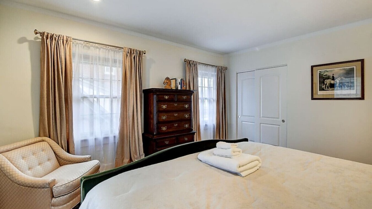Photo of Bedroom in Meridian-Kessler