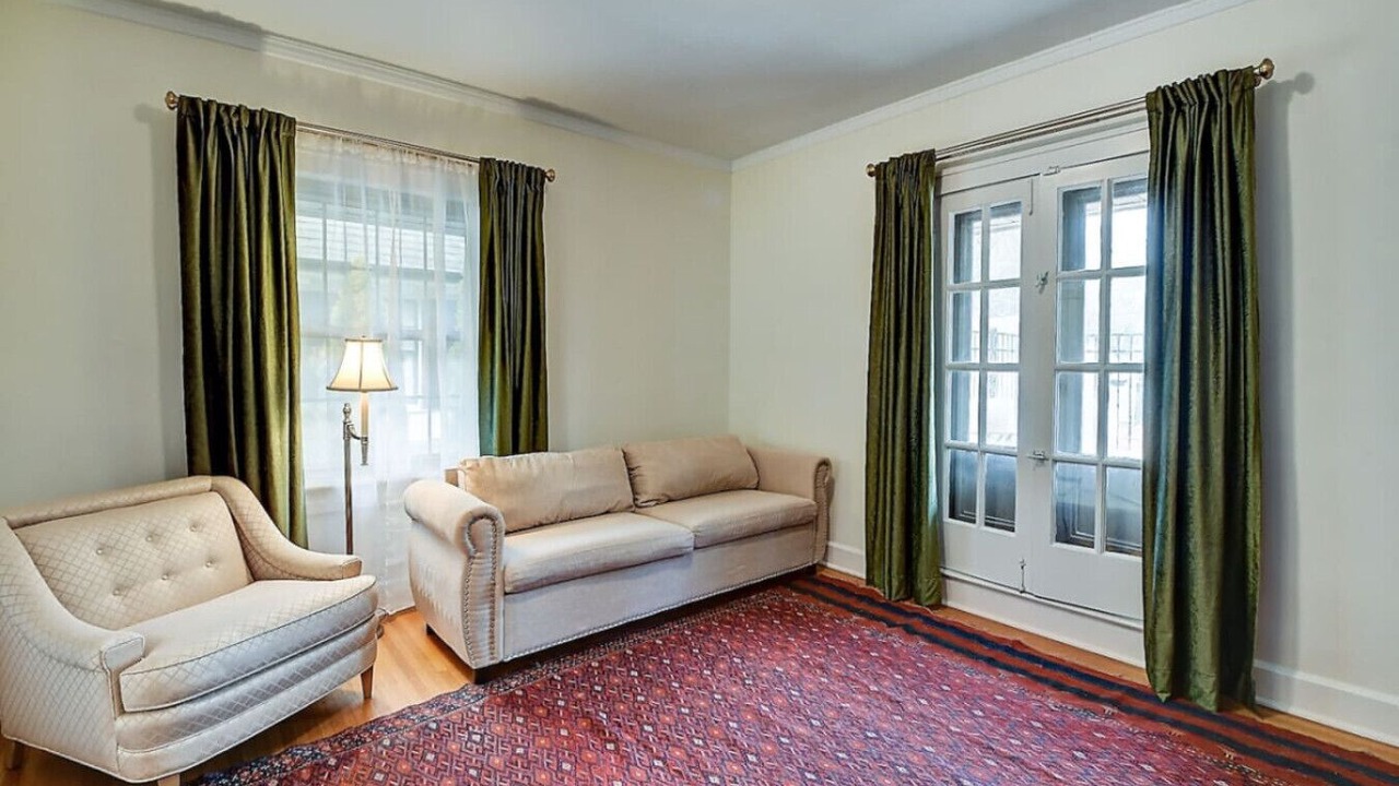 Photo of Livingroom in Meridian-Kessler