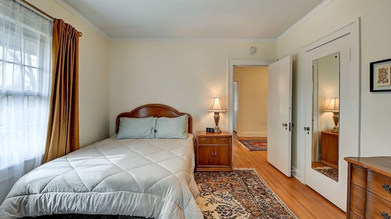 Photo of Bedroom in Meridian-Kessler