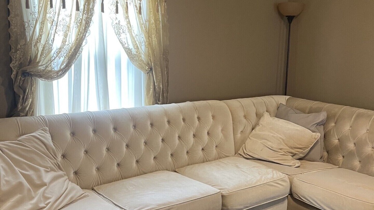 Photo of Livingroom in Syracuse