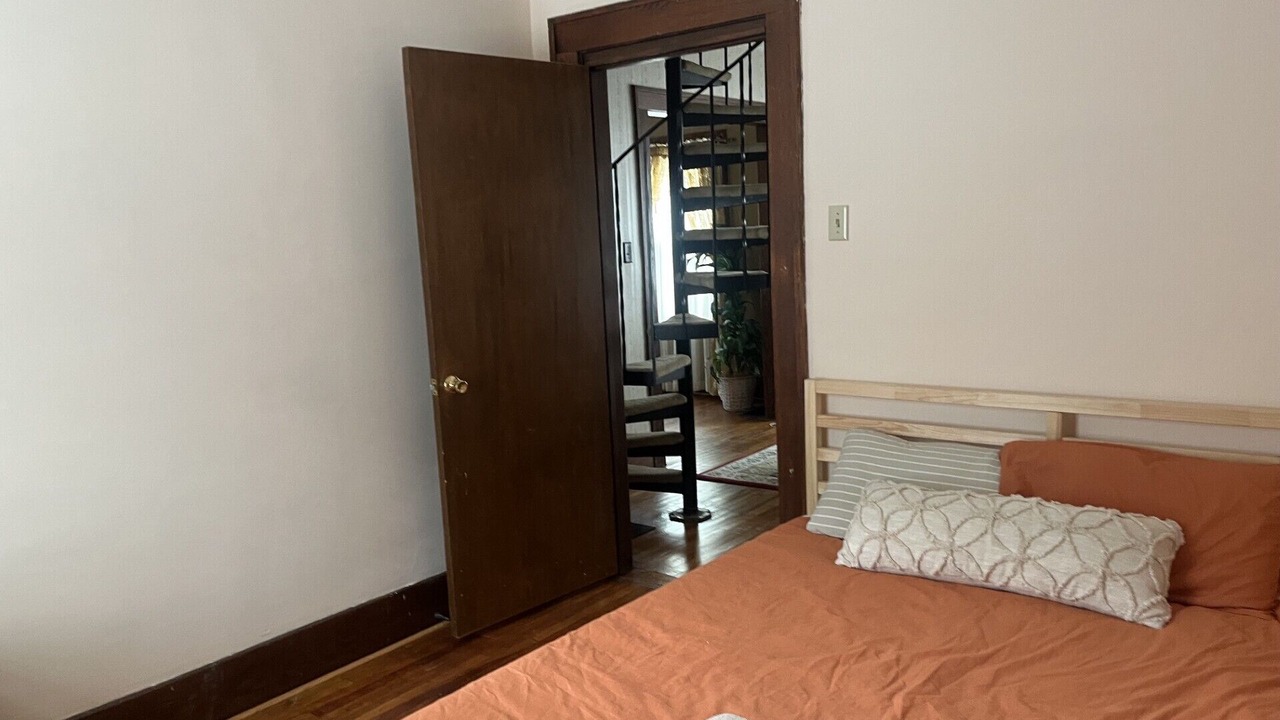 Photo of Bedroom in Syracuse