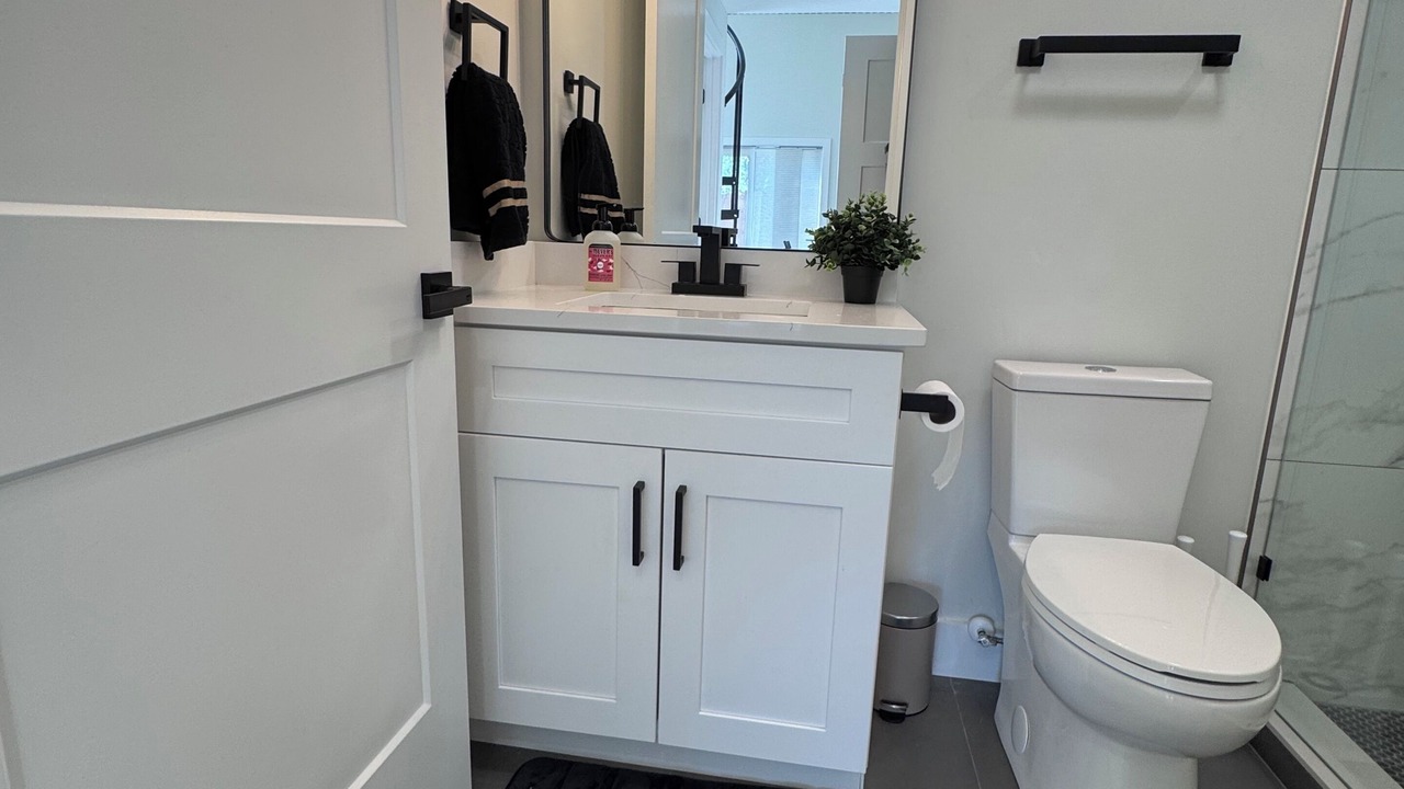 Photo of Bathroom in Royal Pines