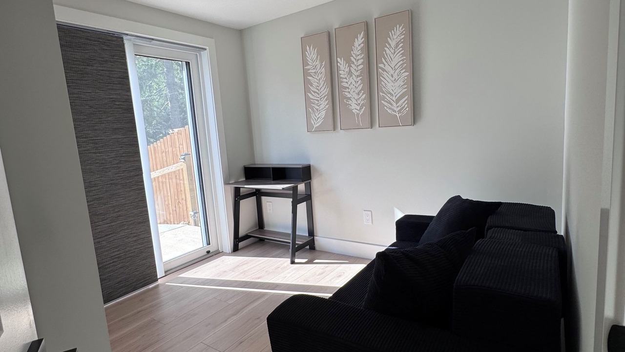 Photo of Livingroom in Royal Pines