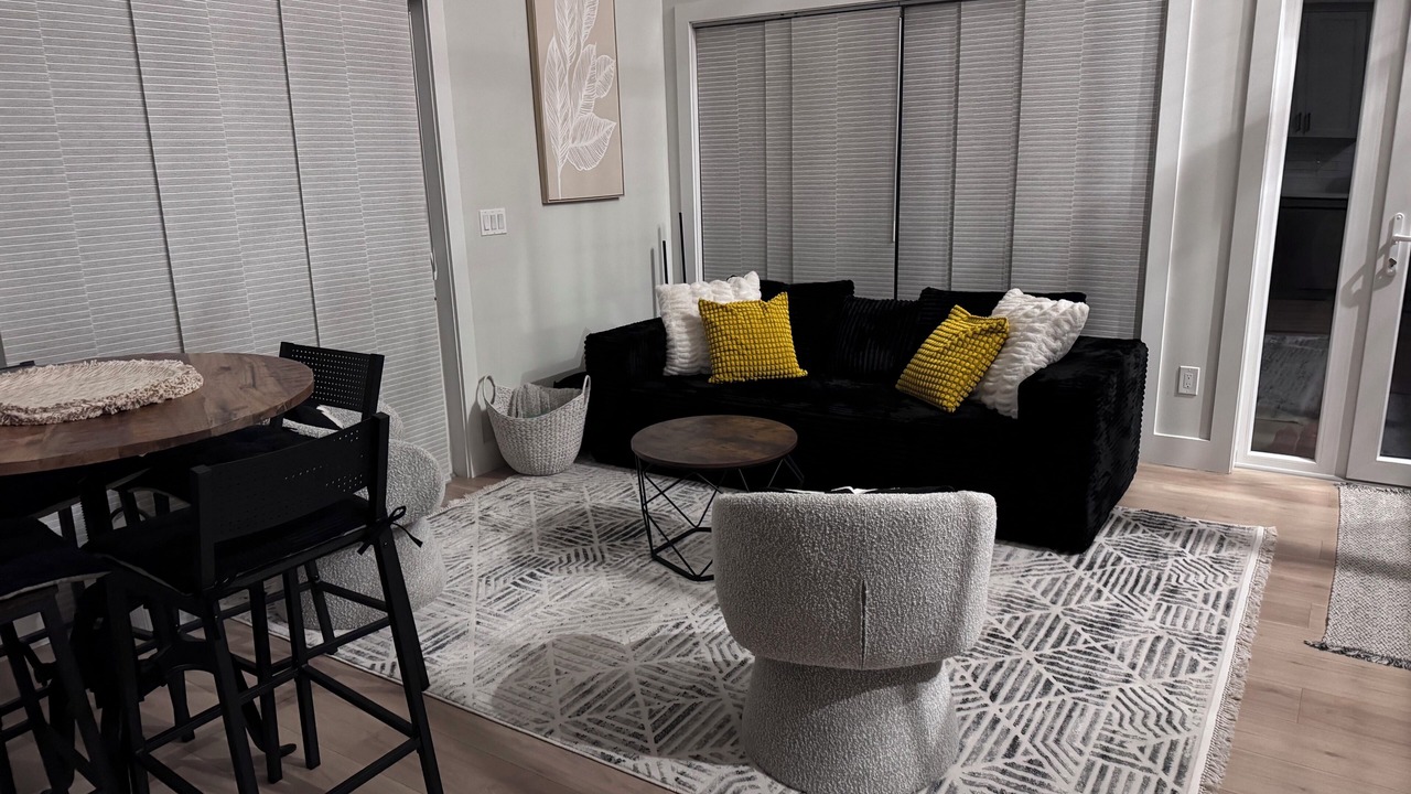 Photo of Livingroom in Royal Pines