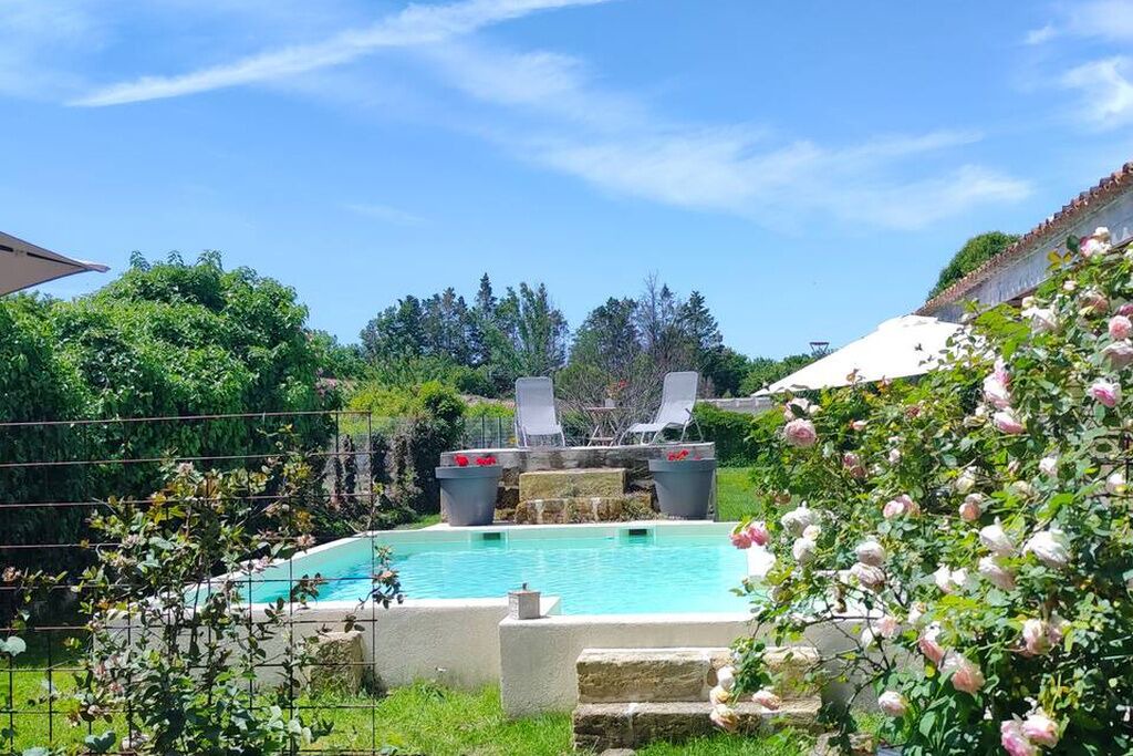 Photo of Outdoor in Sainte-Terre