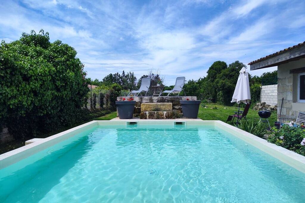Photo of Outdoor in Sainte-Terre