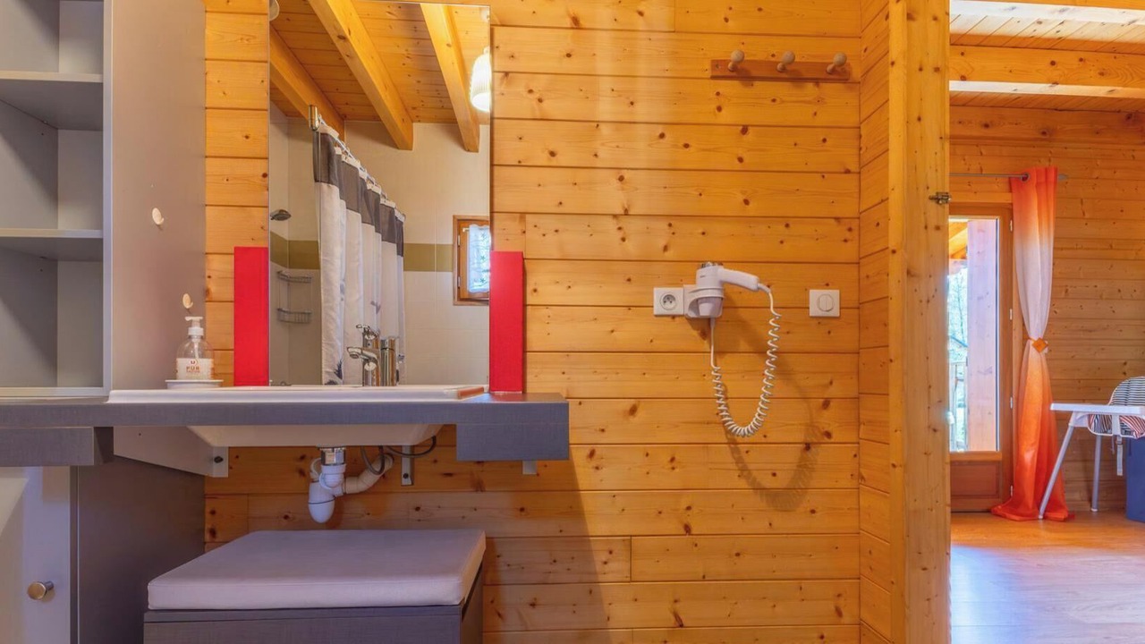 Photo of Bathroom in Gelles