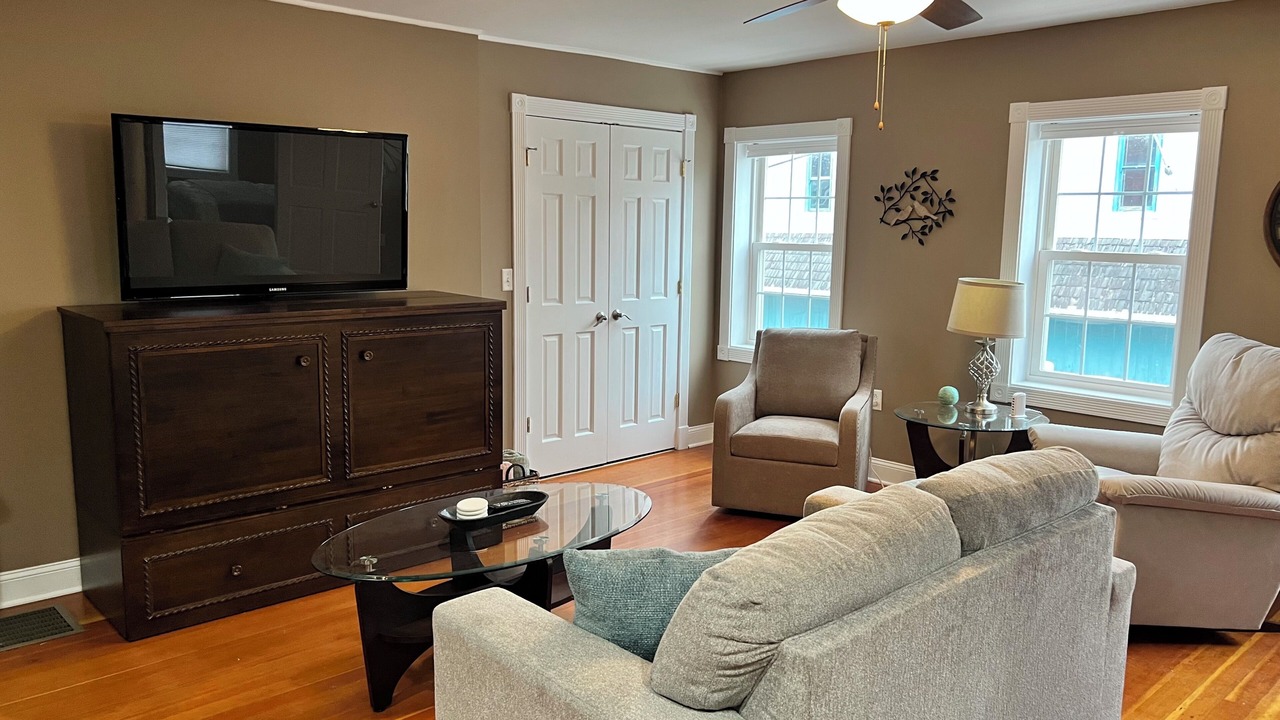 Photo of Livingroom in Monmouth