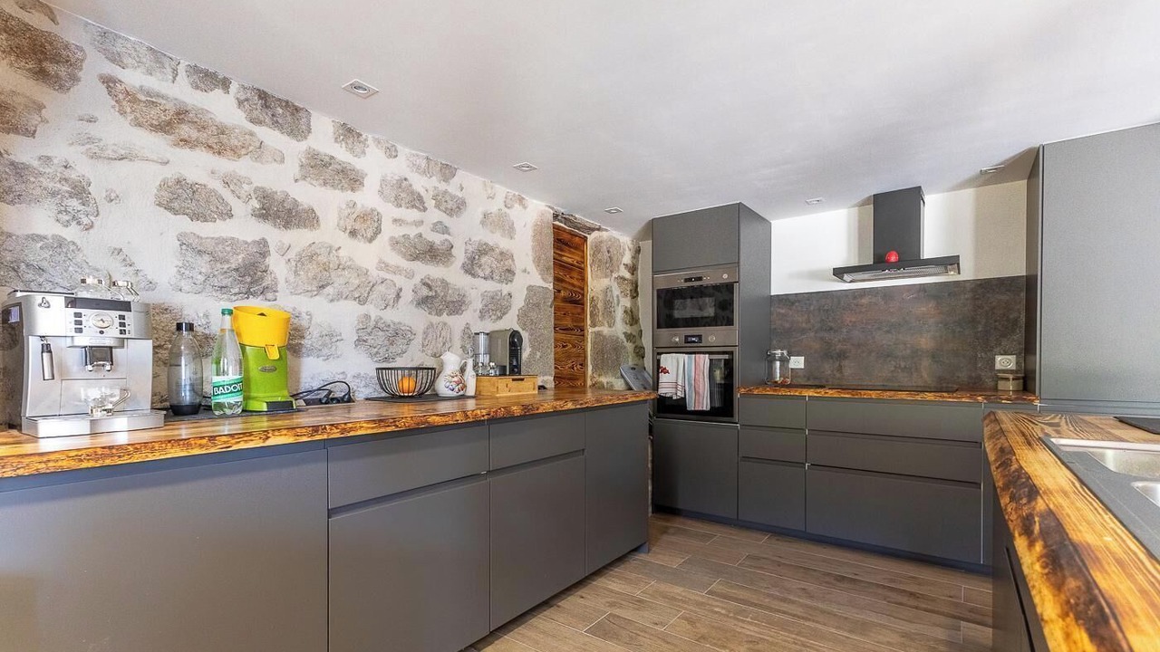 Photo of Kitchen in Saint-Antheme