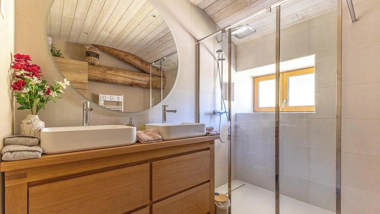 Photo of Bathroom in Saint-Antheme
