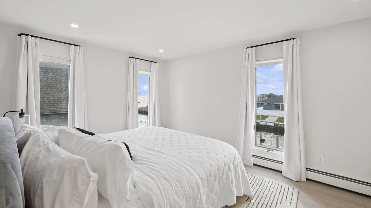 Photo of Bedroom in East Quogue