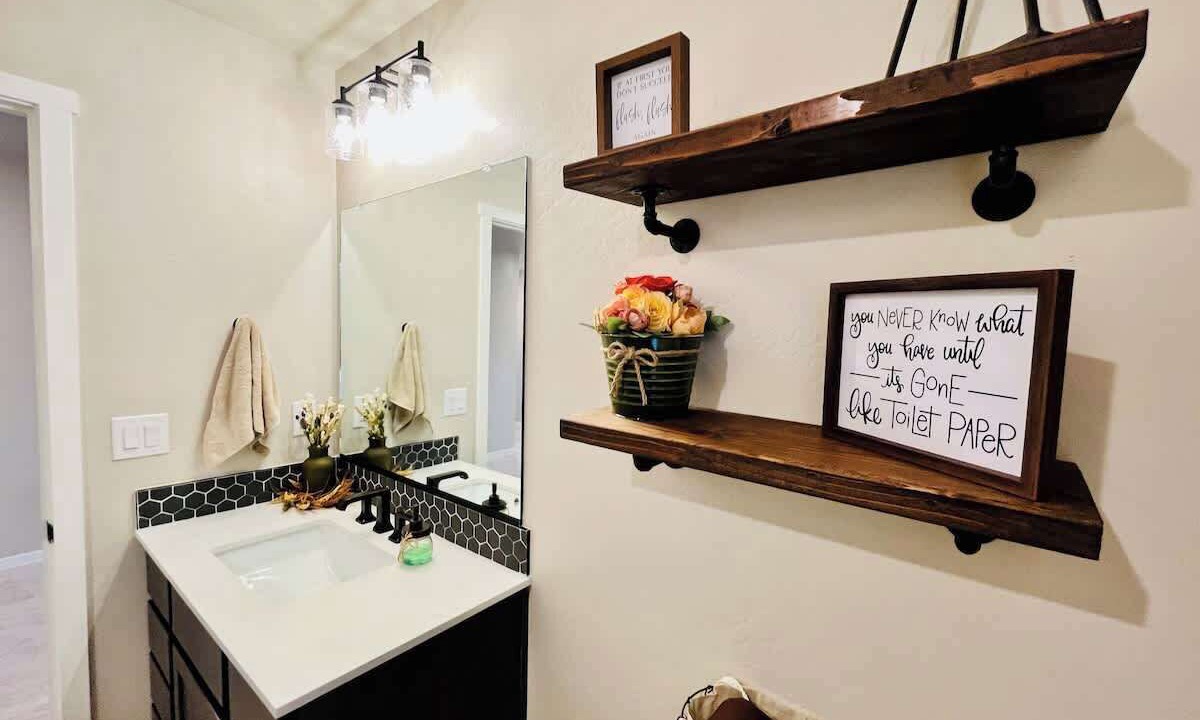 Photo of Bathroom in Mesilla Park