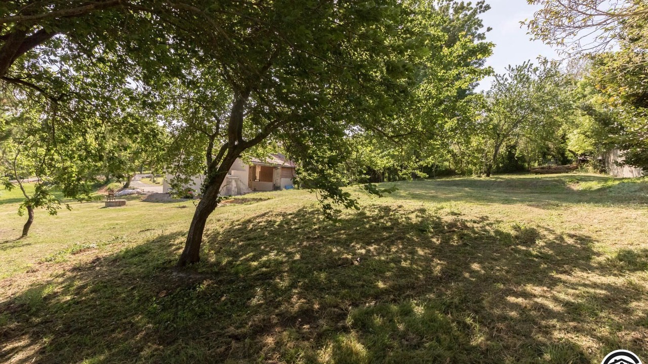 Photo of Outdoor in Beauteville