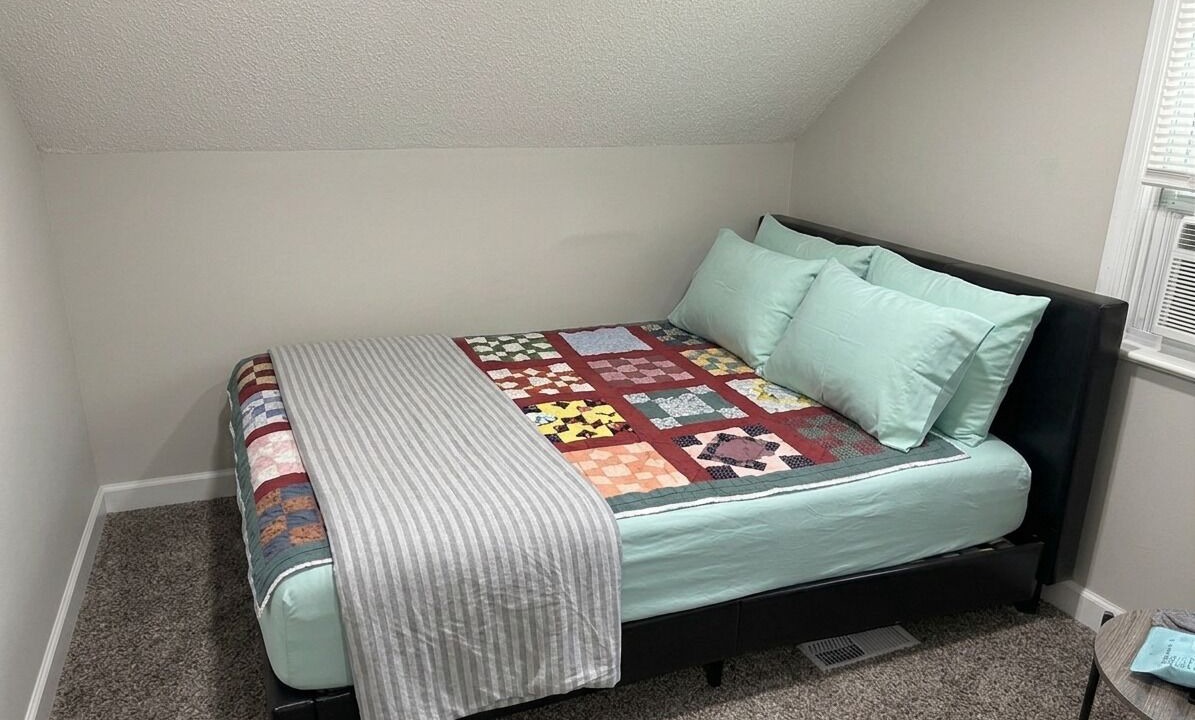 Photo of Bedroom in Rosedale