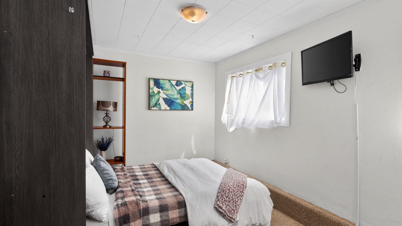 Photo of Bedroom in West Slope