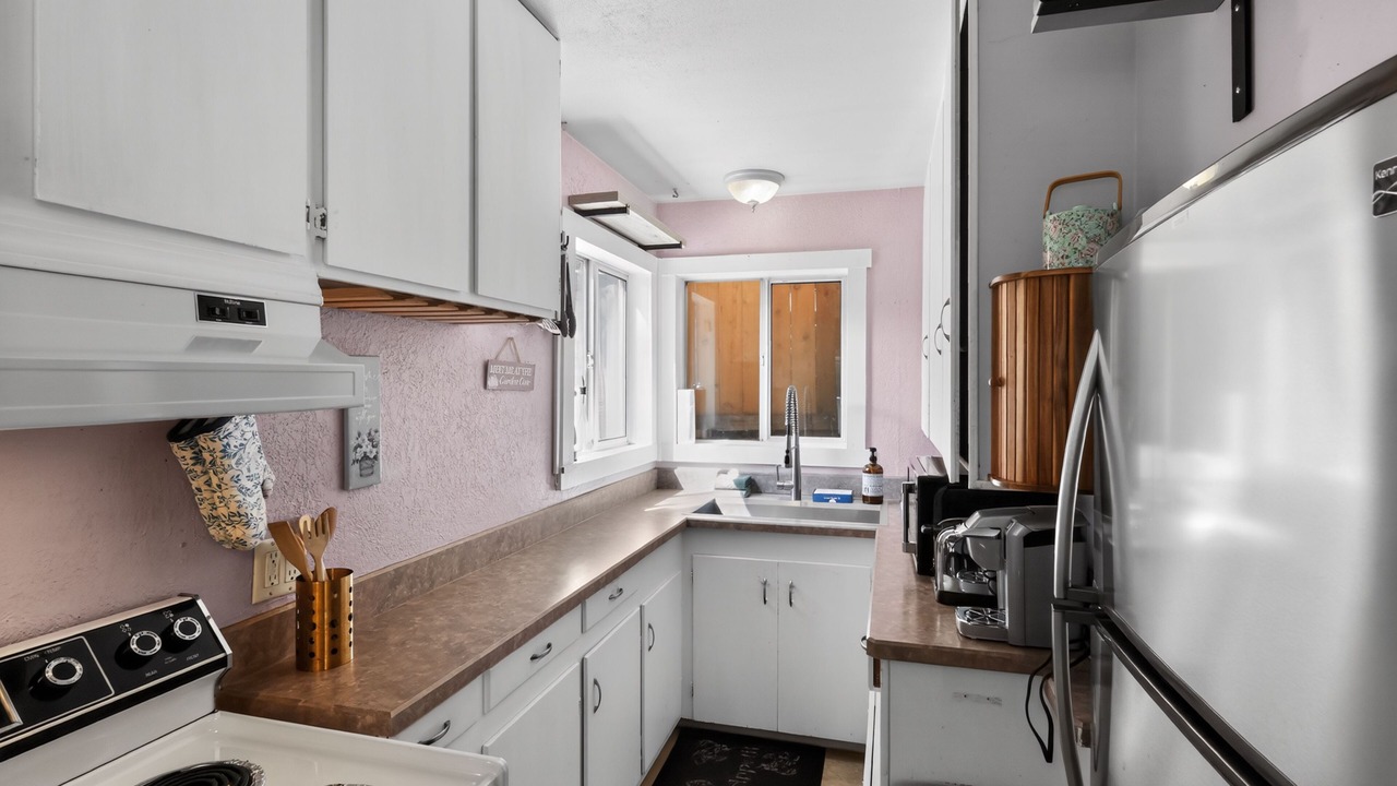 Photo of Kitchen in West Slope