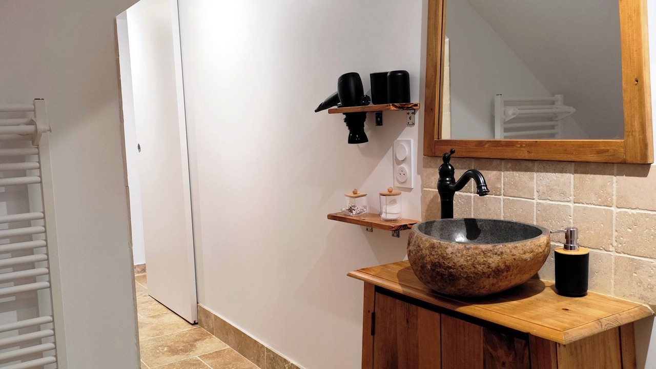 Photo of Bathroom in La Chapelle-d'Aligne