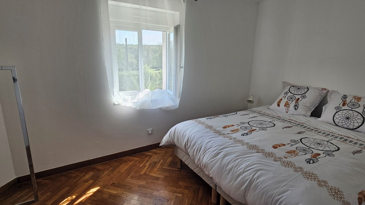 Photo of Bedroom in Voulaines-les-Templiers