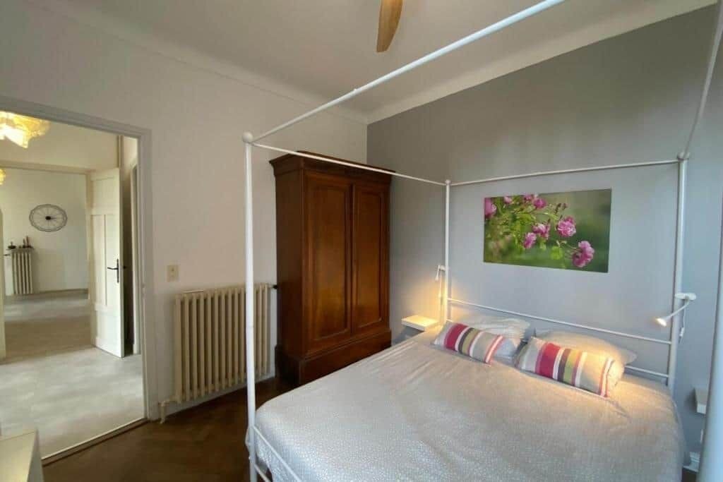 Photo of Bedroom in Chateauneuf-Grasse