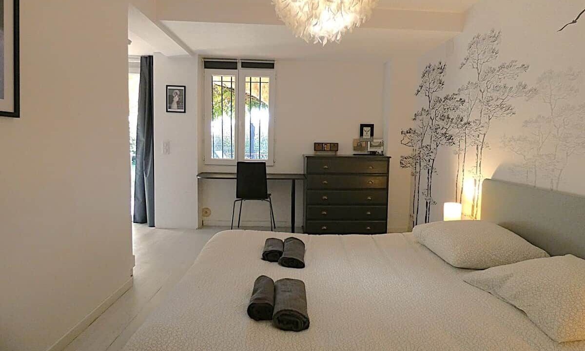 Photo of Bedroom in Chateauneuf-Grasse