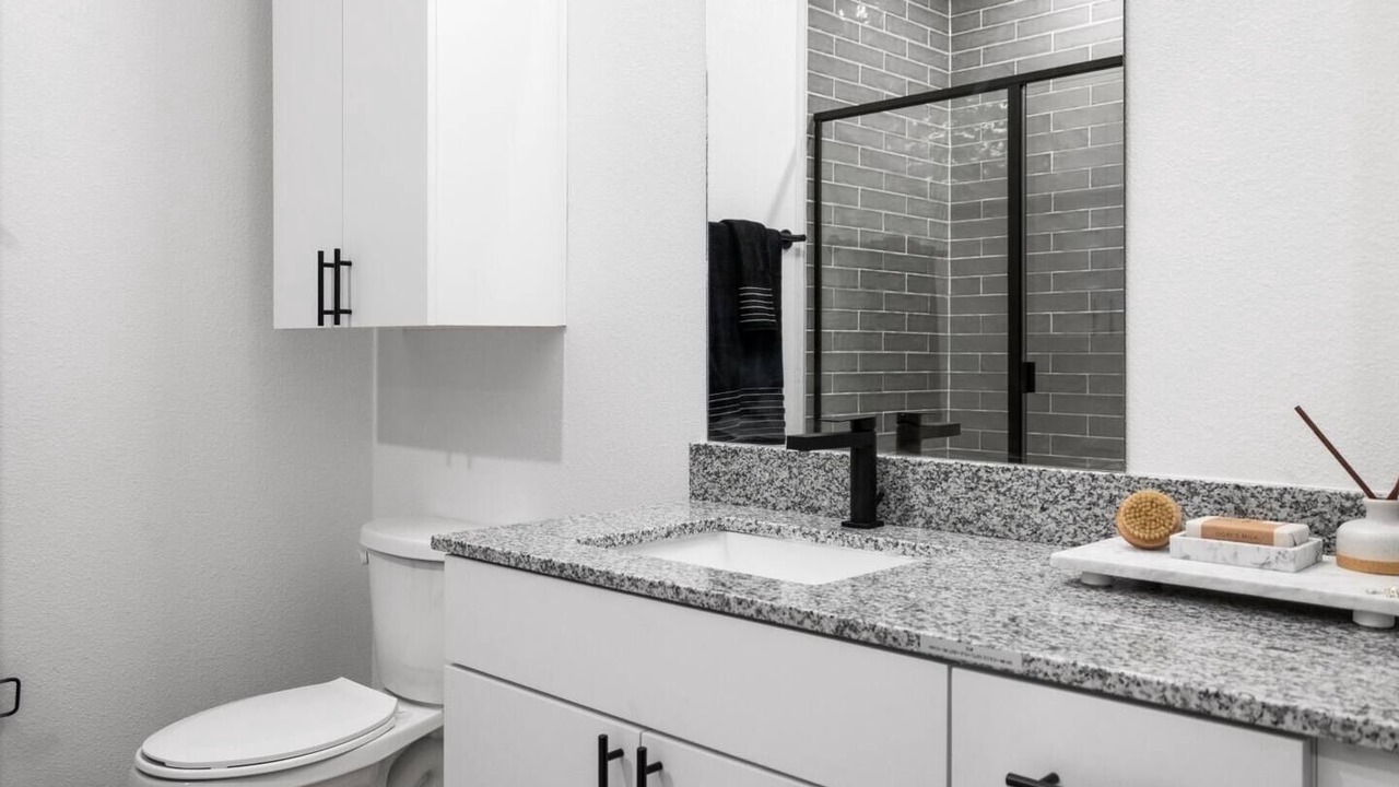 Photo of Bathroom in Oak Cliff