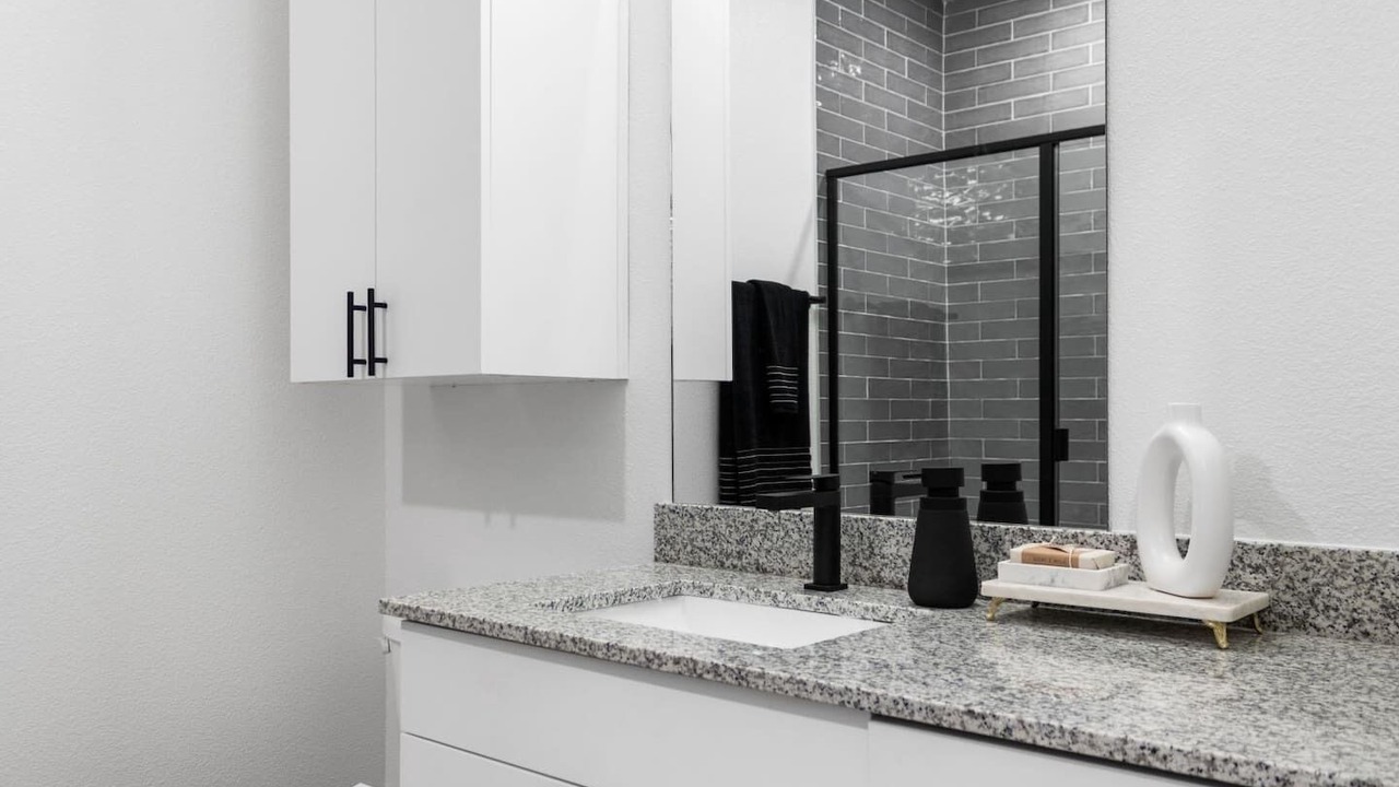 Photo of Bathroom in Oak Cliff