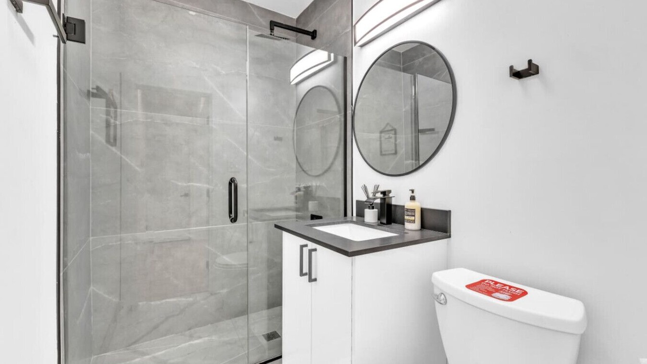 Photo of Bathroom in Elmhurst