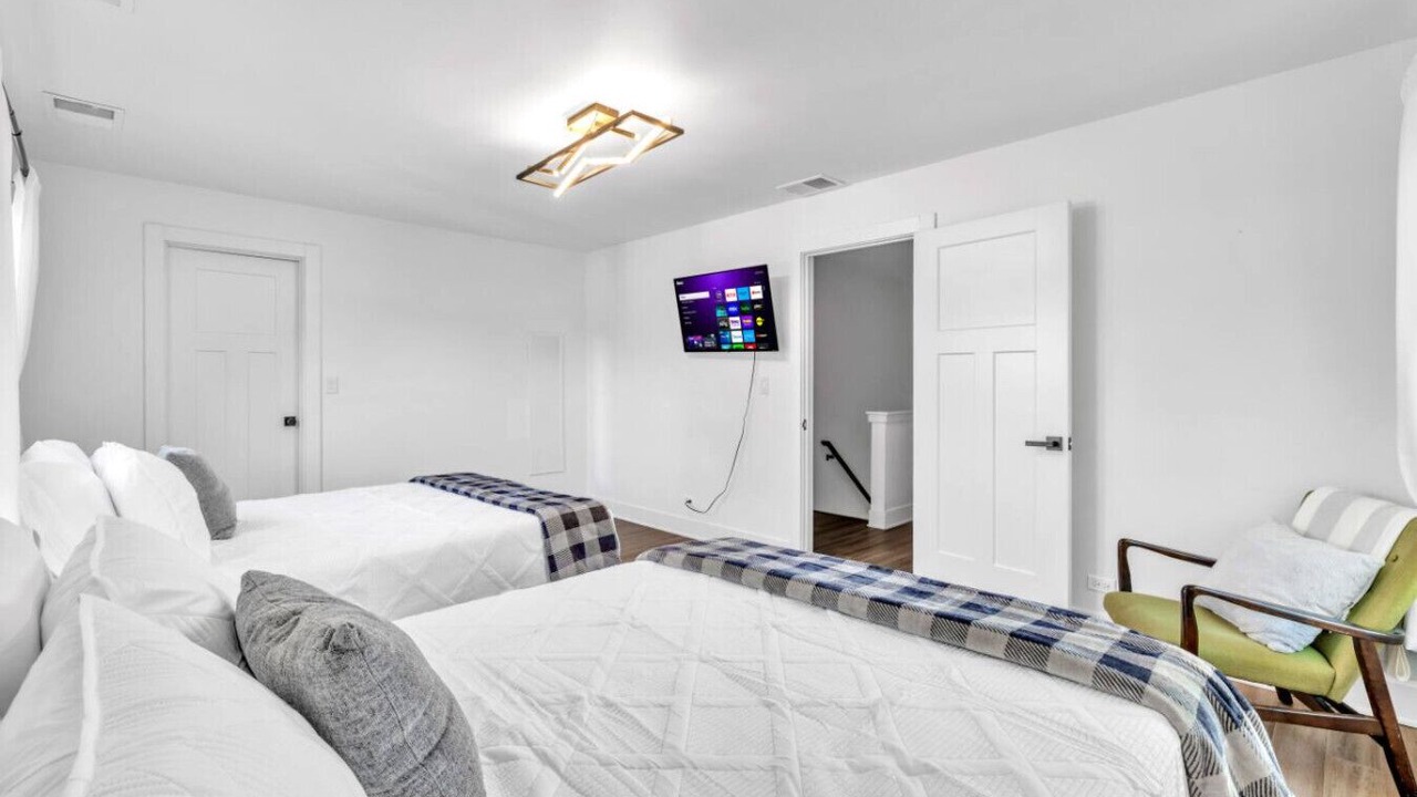 Photo of Bedroom in Elmhurst