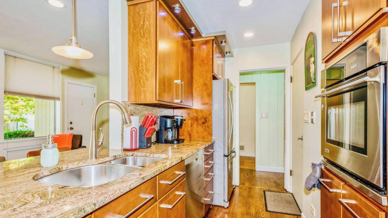 Photo of Kitchen in Elmhurst
