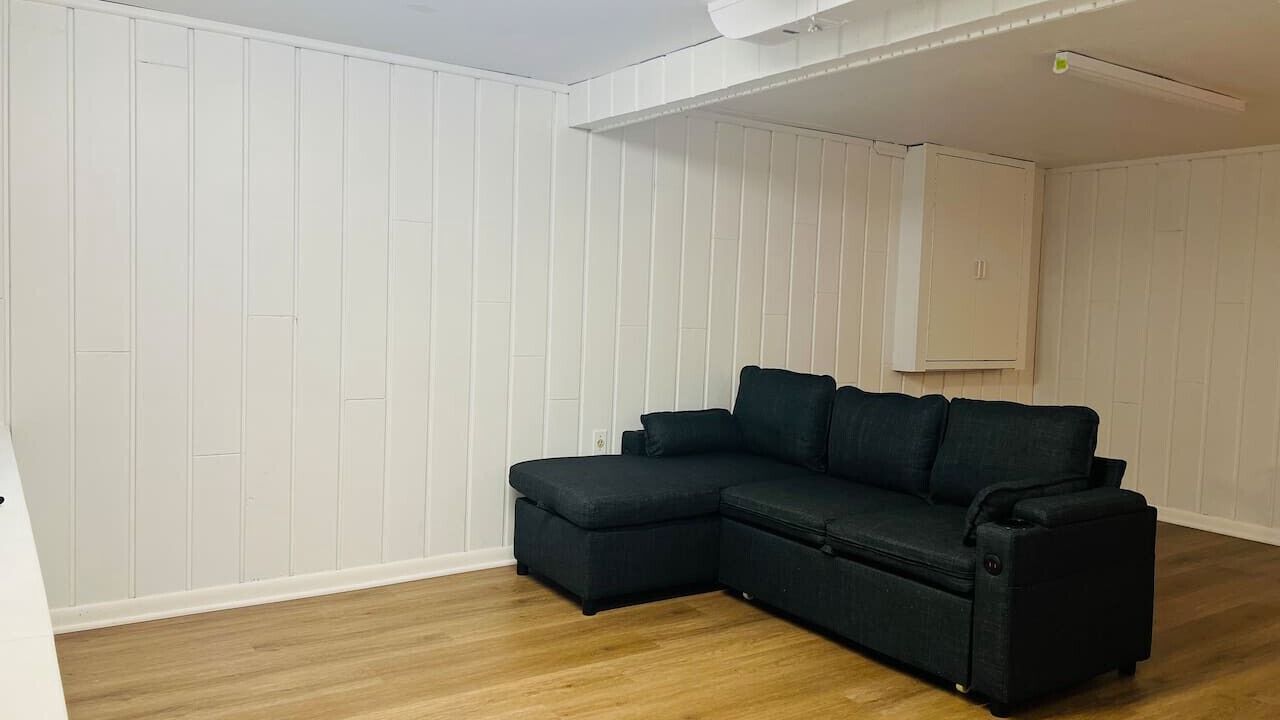 Photo of Livingroom in Elmhurst