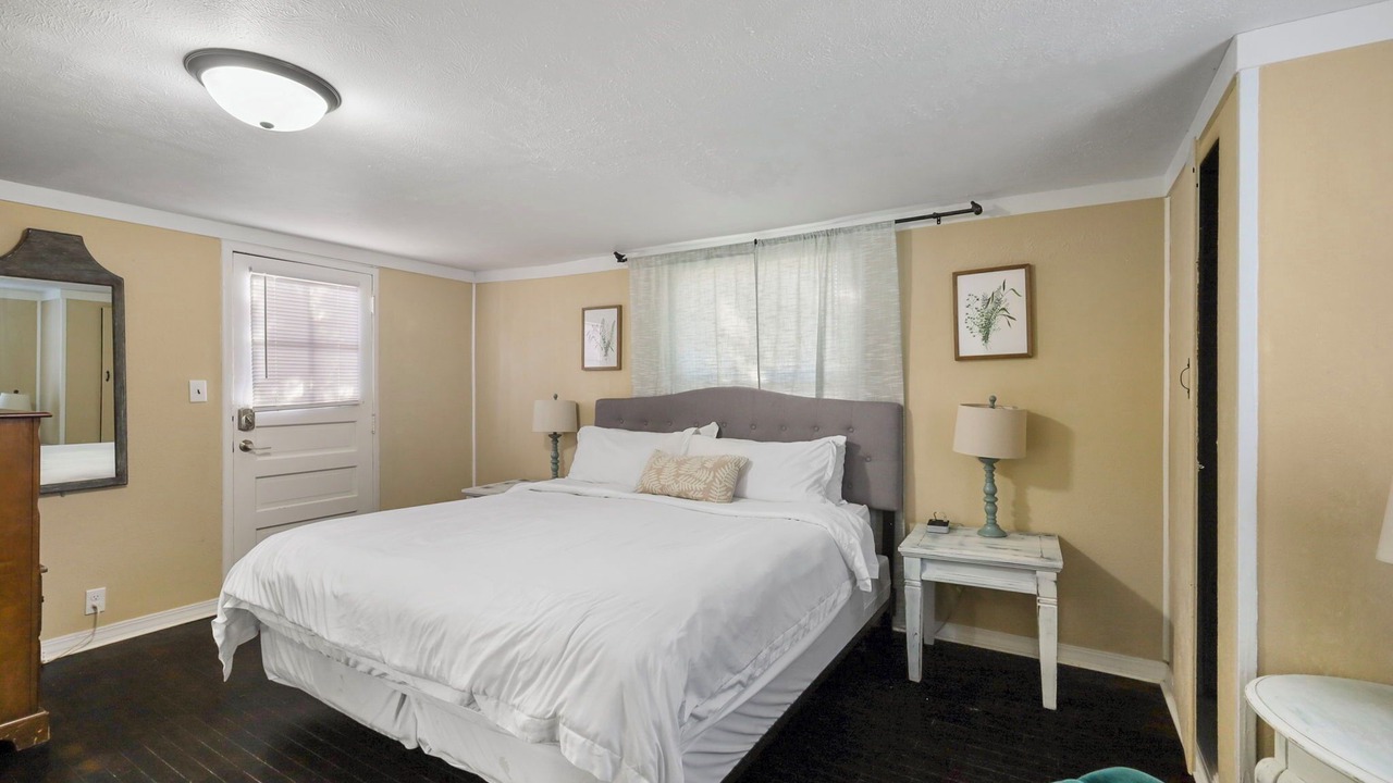 Photo of Bedroom in Anderson