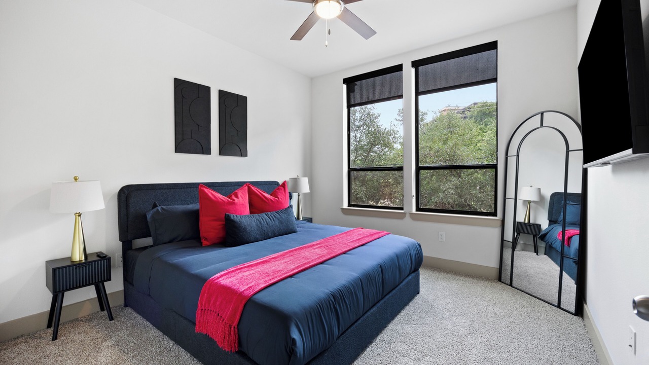 Photo of Bedroom in Midtown