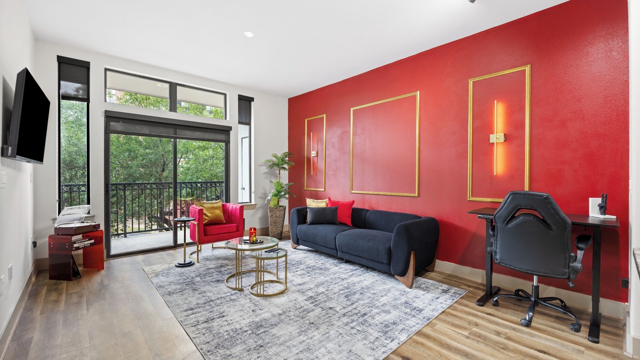 Photo of Livingroom in Midtown