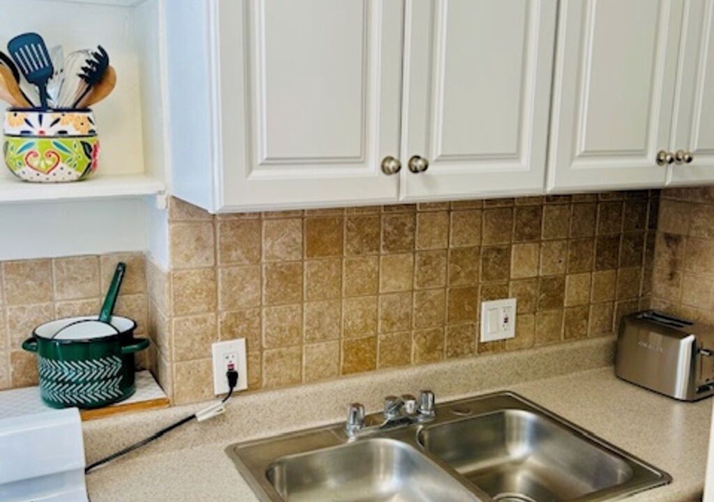 Photo of Kitchen in East Side Costa Mesa