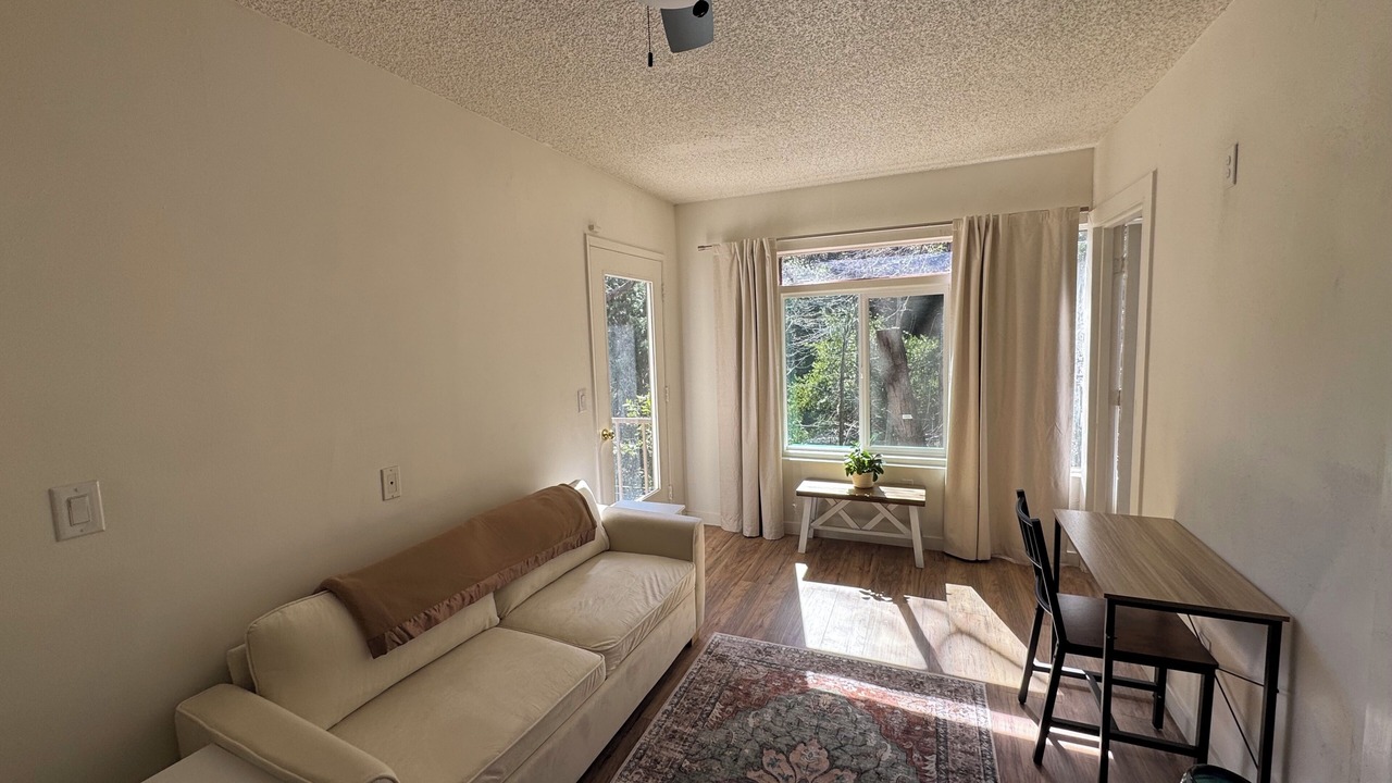 Photo of Livingroom in Patton