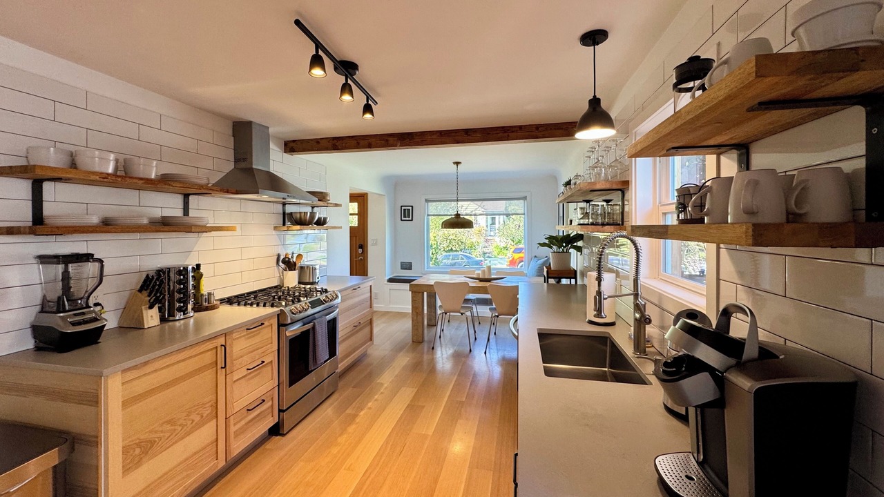 Photo of Kitchen in Green Lake