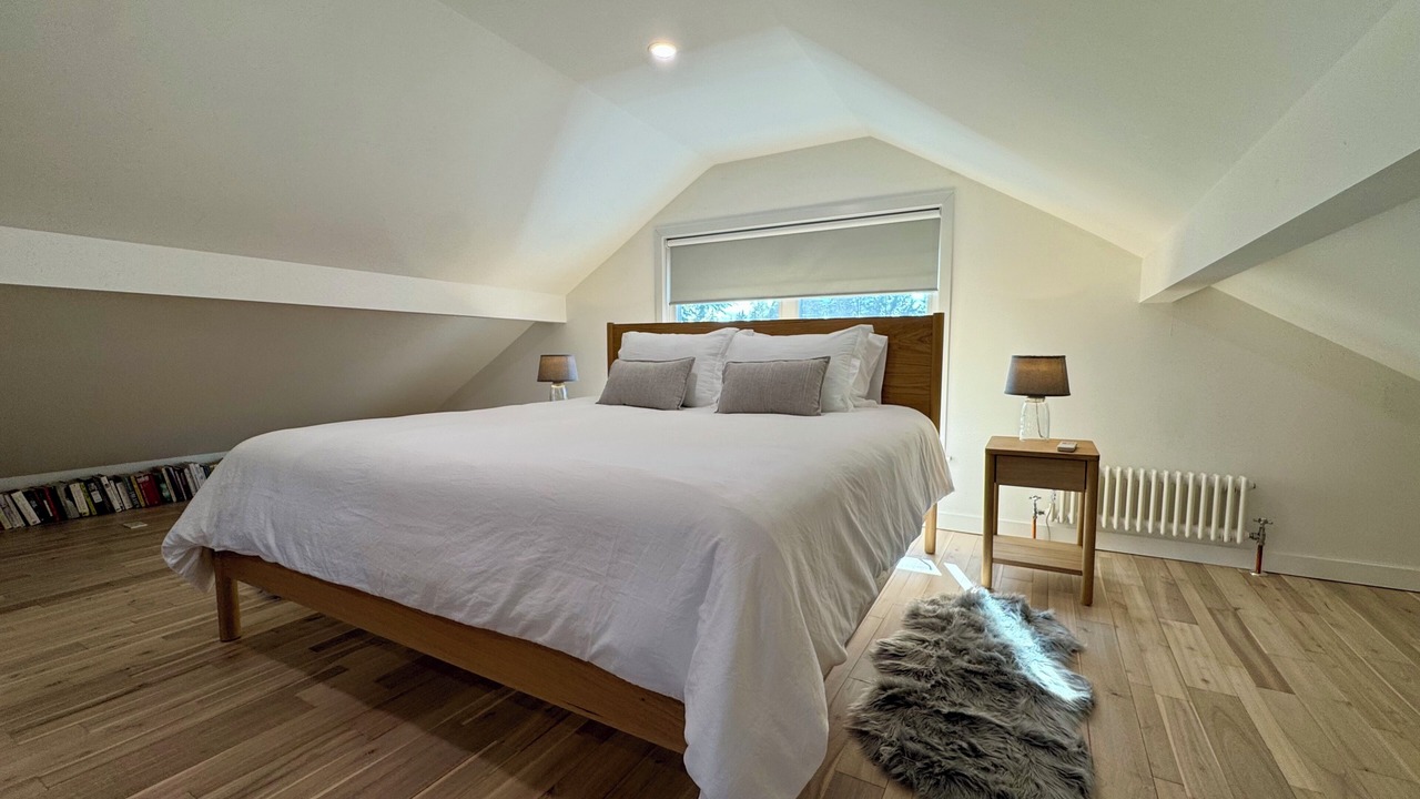 Photo of Bedroom in Green Lake