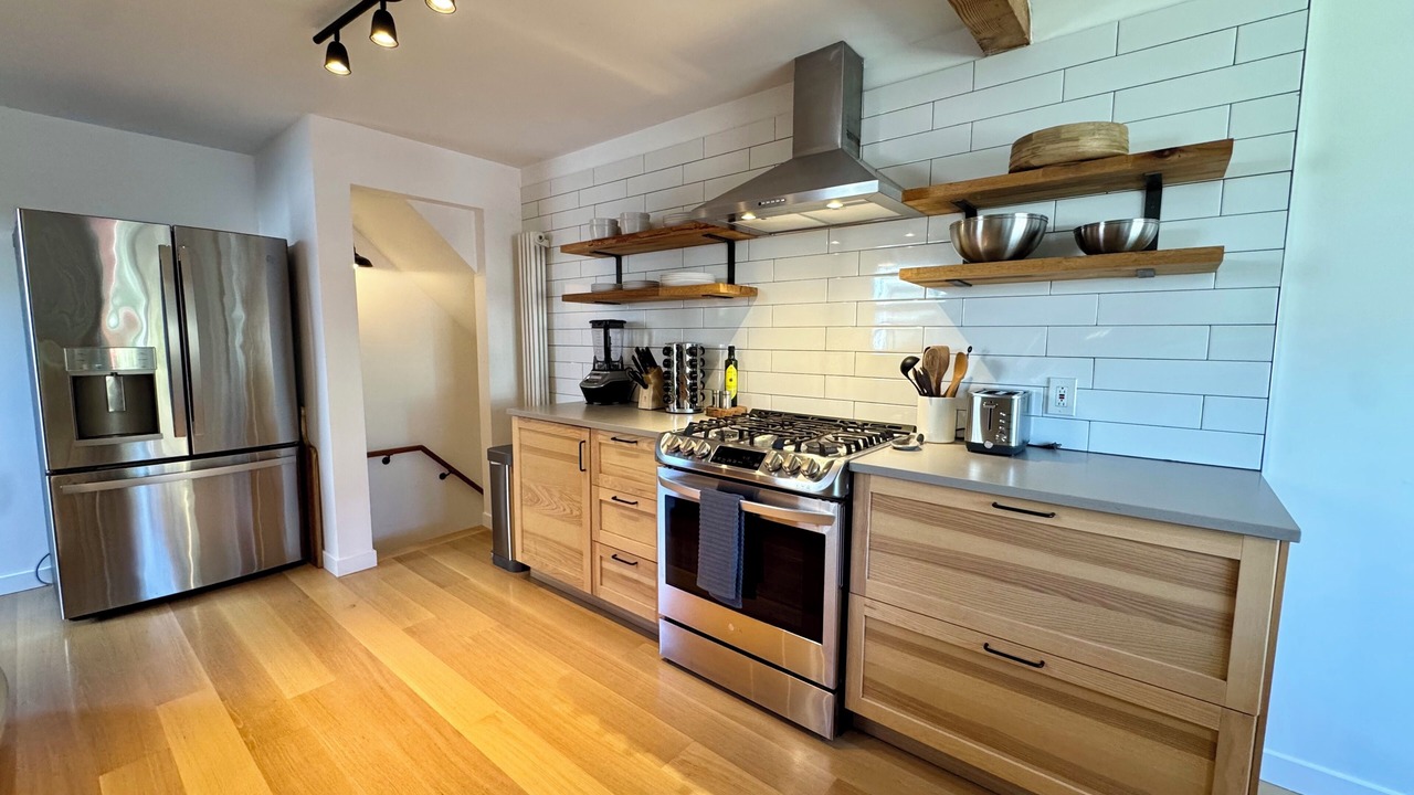 Photo of Kitchen in Green Lake
